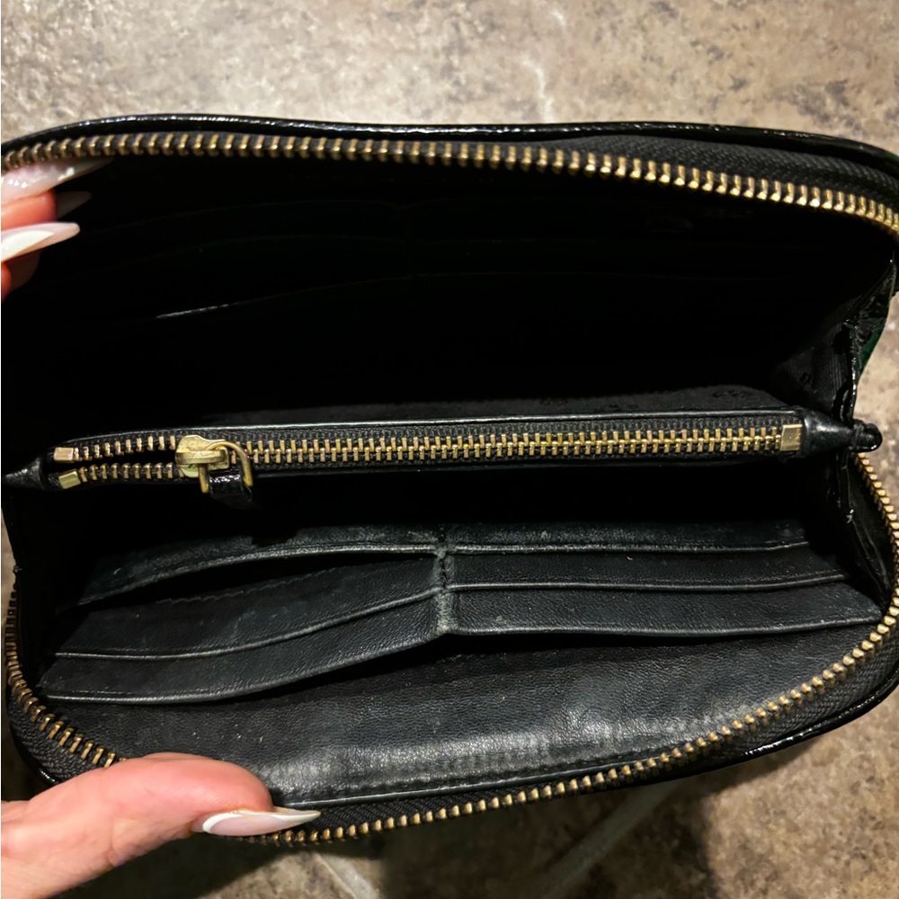 Tory Burch Wallet - Picture 3 of 4